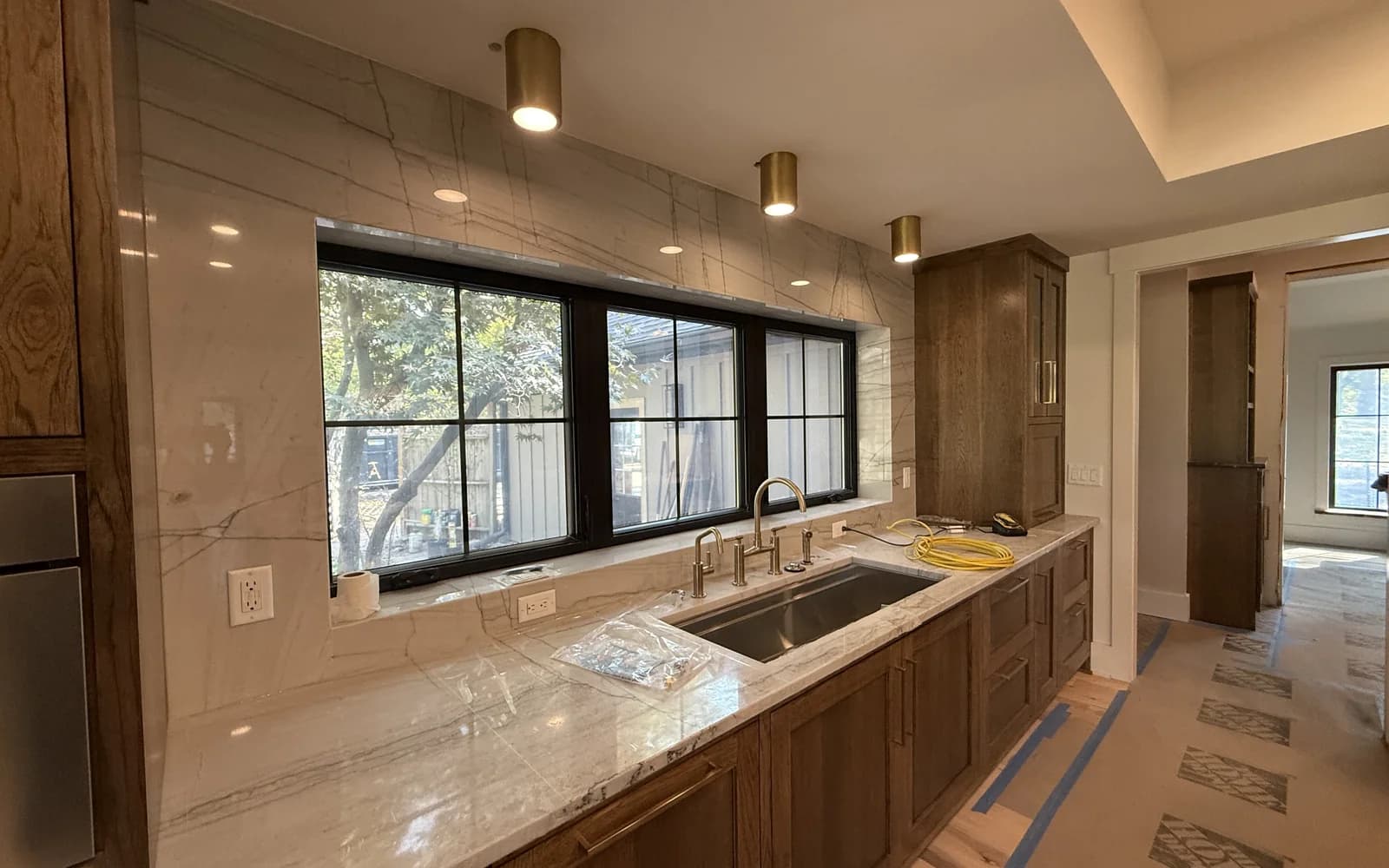 Kitchen remodel details for a contractor homepage checklist